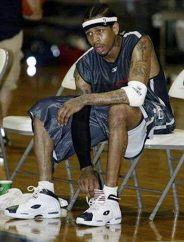 山东泰山主场收官：10胜3平2负，负成都申花，6-0国安&3-1海港（山东泰山主场赛季收官战绩：10胜3平2负，负成都与申花，曾6-0国安、3-1海港）