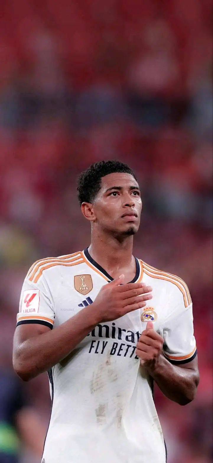 AC米兰中场拉比奥在接受《米兰体育报》采访时谈到...（《米兰体育报》专访：AC米兰中场拉比奥谈到...）