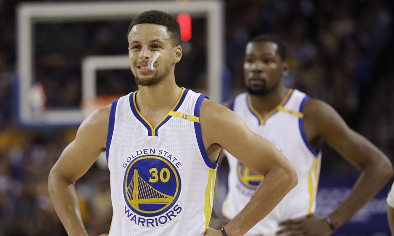 浙江男篮末节连得10分逆转辽宁（浙江男篮末节打出10-0高潮逆转辽宁）