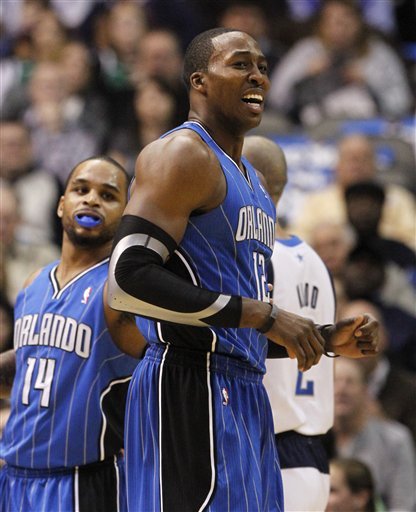 VAR 关键判罚 成为赛后焦点（VAR关键判罚引发赛后热议）