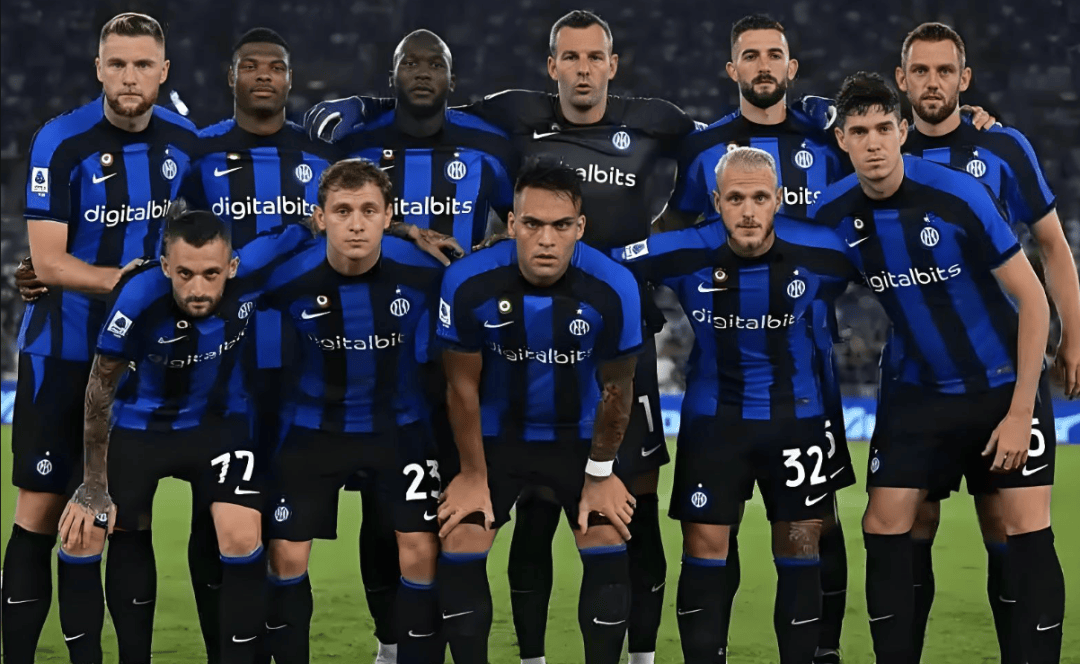 罗伊斯：我建议布兰特留下，他能为球队带来不常拥有的特质（罗伊斯建议布兰特留队：他拥有球队少见的特质）